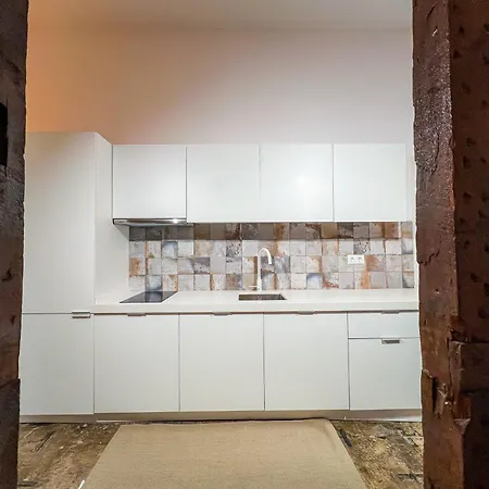 풀리스트 아파트먼트 아파트