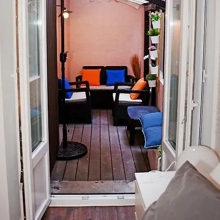 풀리스트 아파트먼트 *